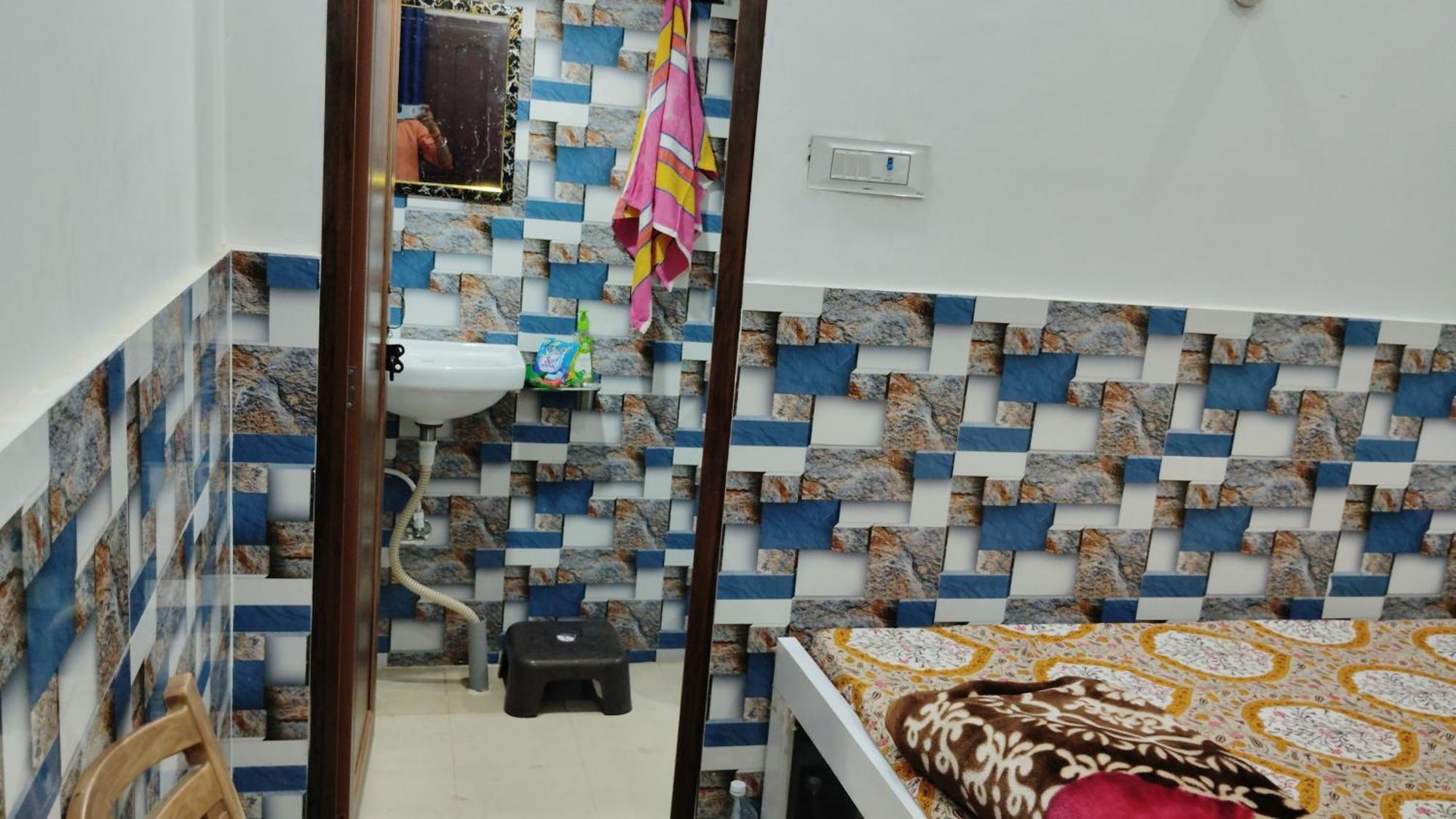 Raghuvansh Ayodhya Buitenkant foto